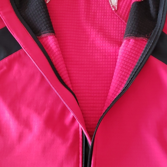 New Balance lightweight jacket - Picture 3 of 5